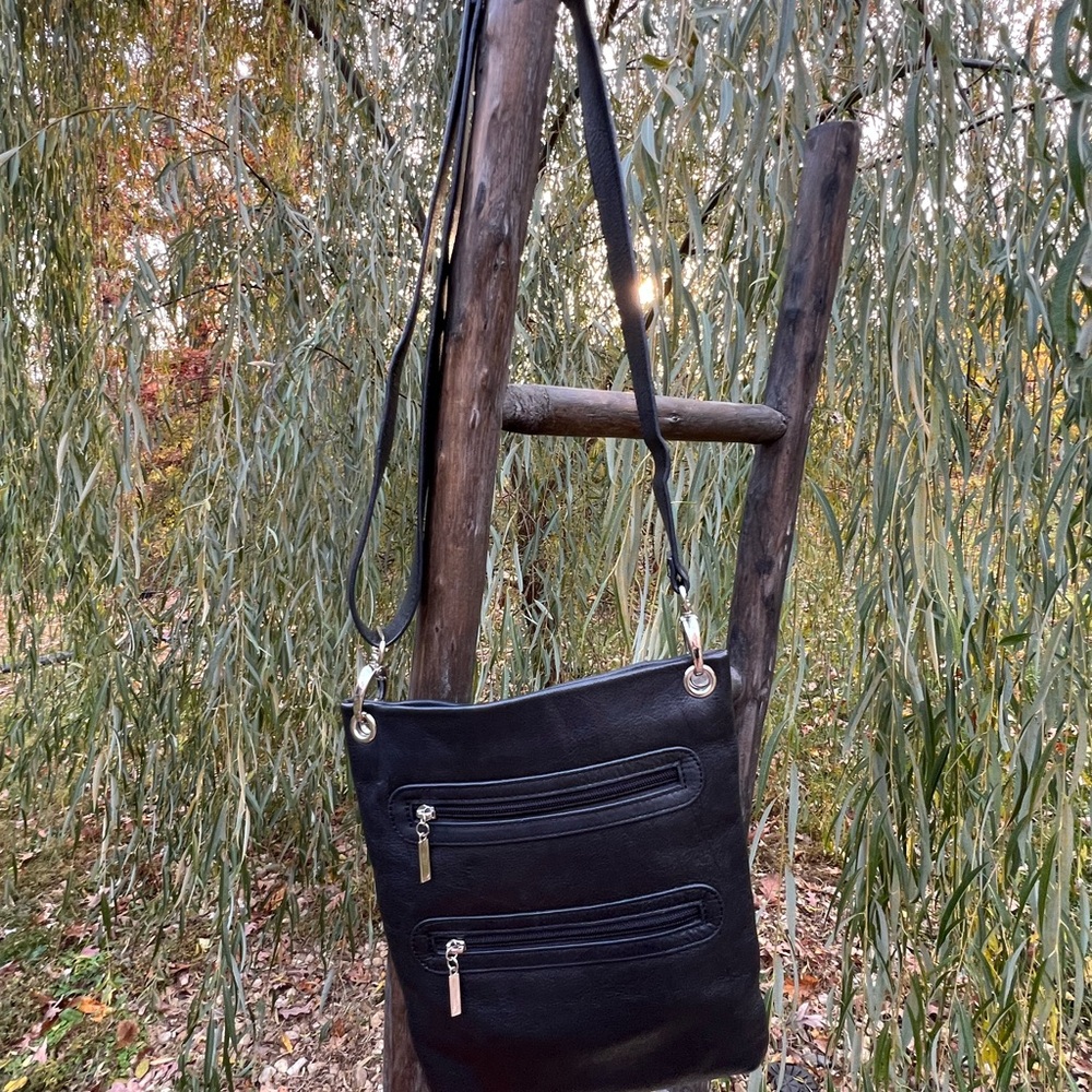 Vintage Margot Genuine Black leather Crossbody Bag